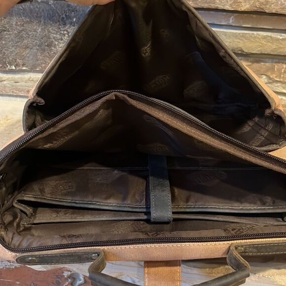 Auburn University Canyon Outback Canvas and Leather Messenger Laptop Bag - Picture 8 of 10